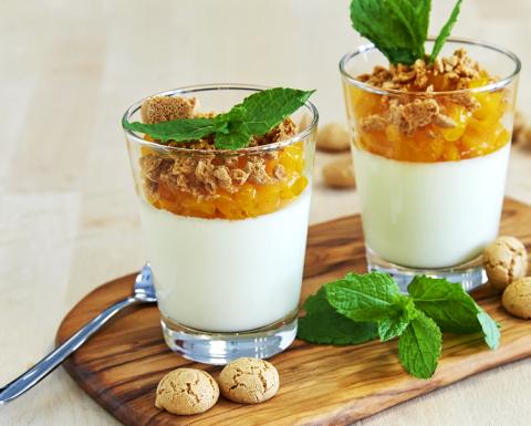 panna_cotta_mangue_biscuit_amarettini.jpg
