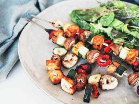 brochettes_tofu_legumes.jpg