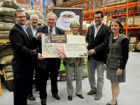 acte_69_remise-concours-cadre-fairtrade-kaffidag.jpg