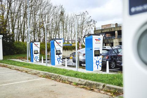 bornes_recharges_belle_etoile14.jpg